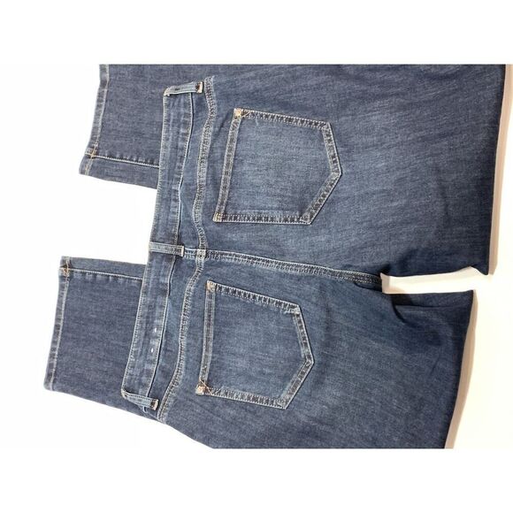 Chico's Five Pocket Denim Mid-Rise Straight Leg Jeans Blue Size 6 Short NWOT - Picture 4 of 5